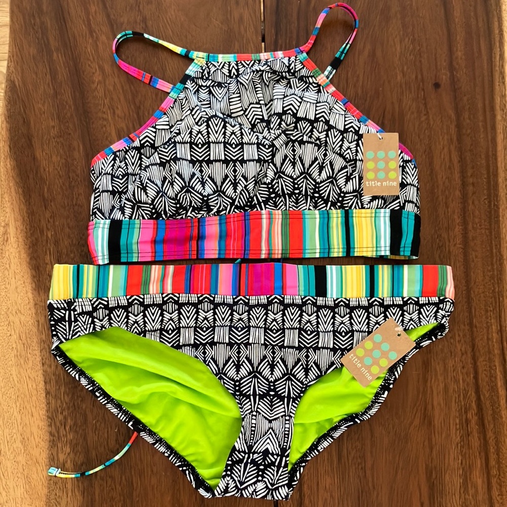 Title Nine. NWT. Women’s Large Swim Suit.